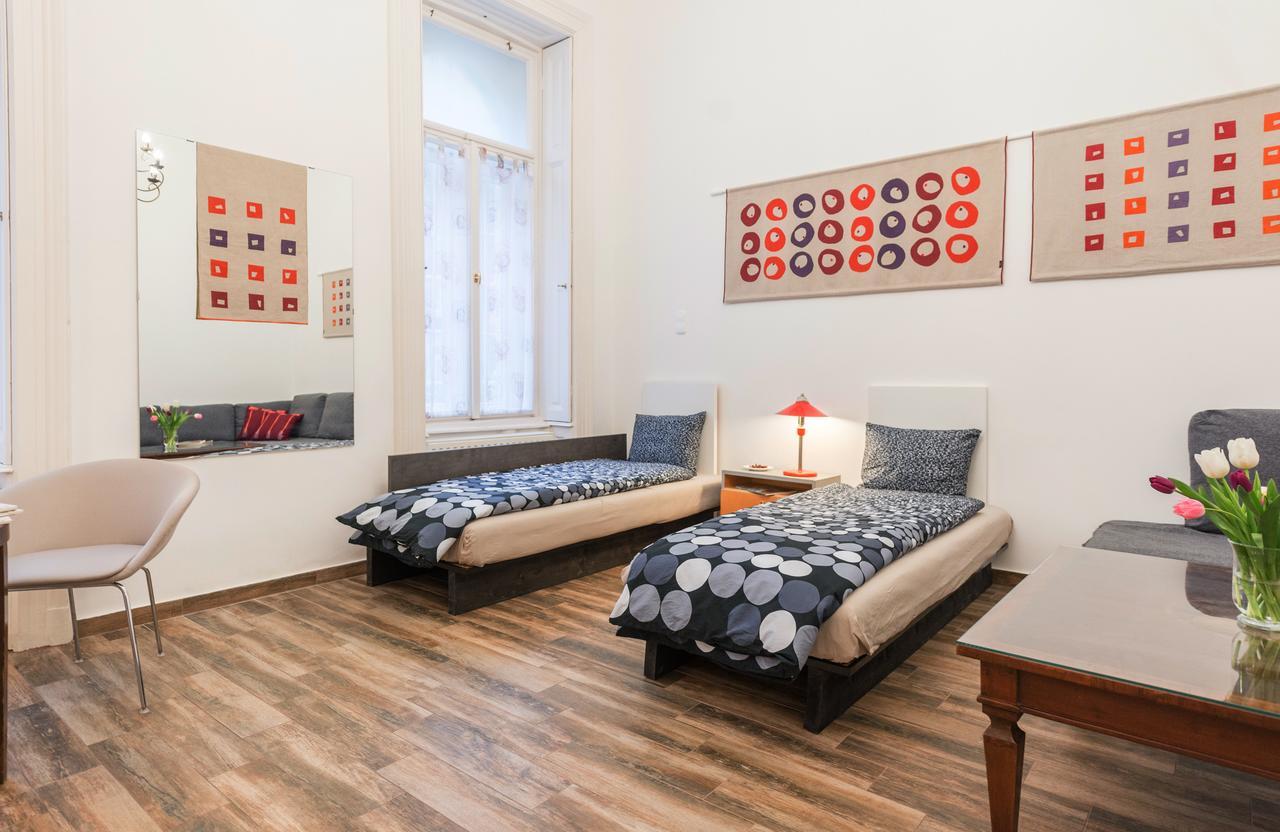 Family And Friends Apartment 布达佩斯 外观 照片