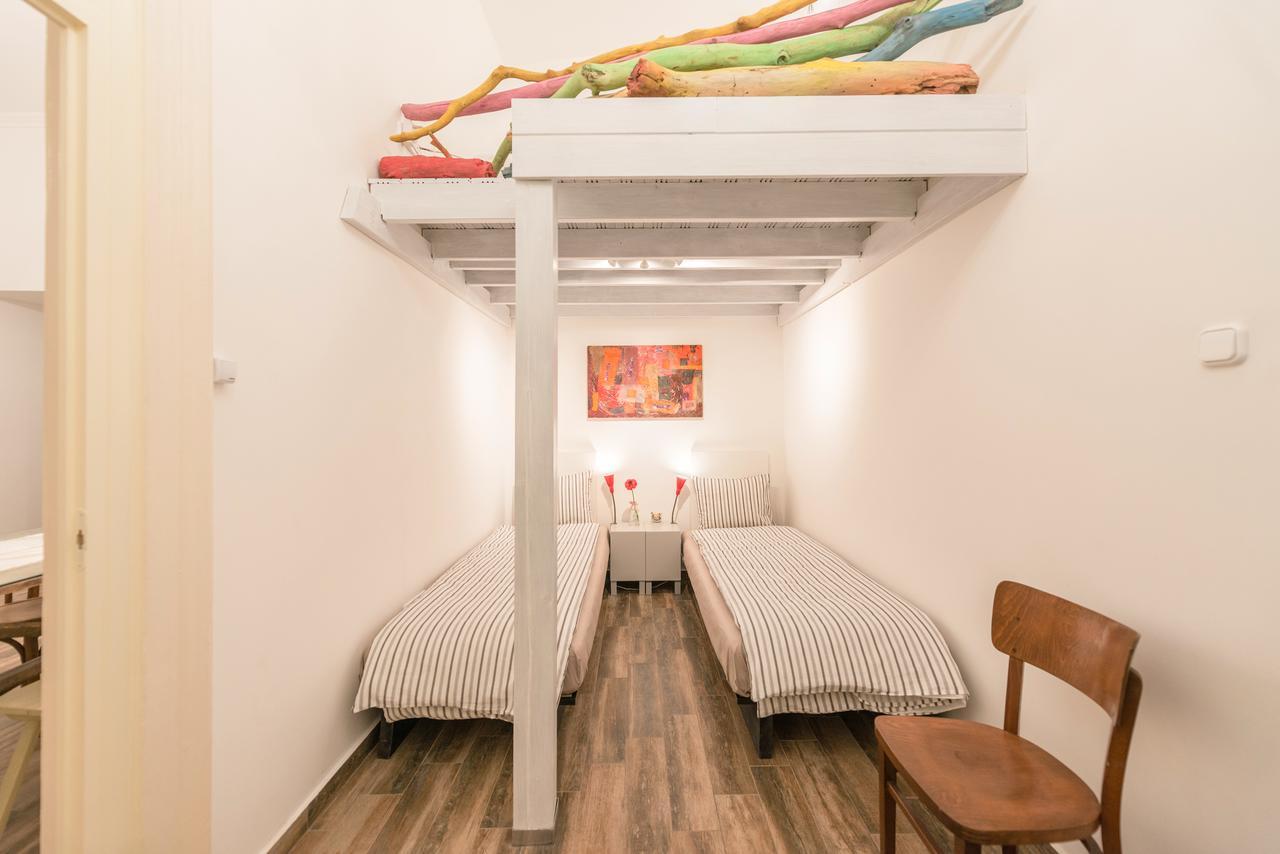 Family And Friends Apartment 布达佩斯 外观 照片
