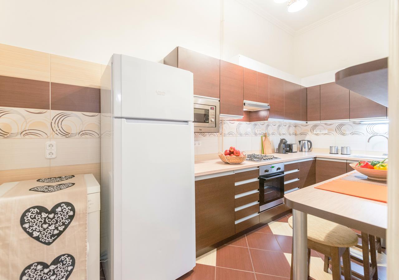 Family And Friends Apartment 布达佩斯 外观 照片